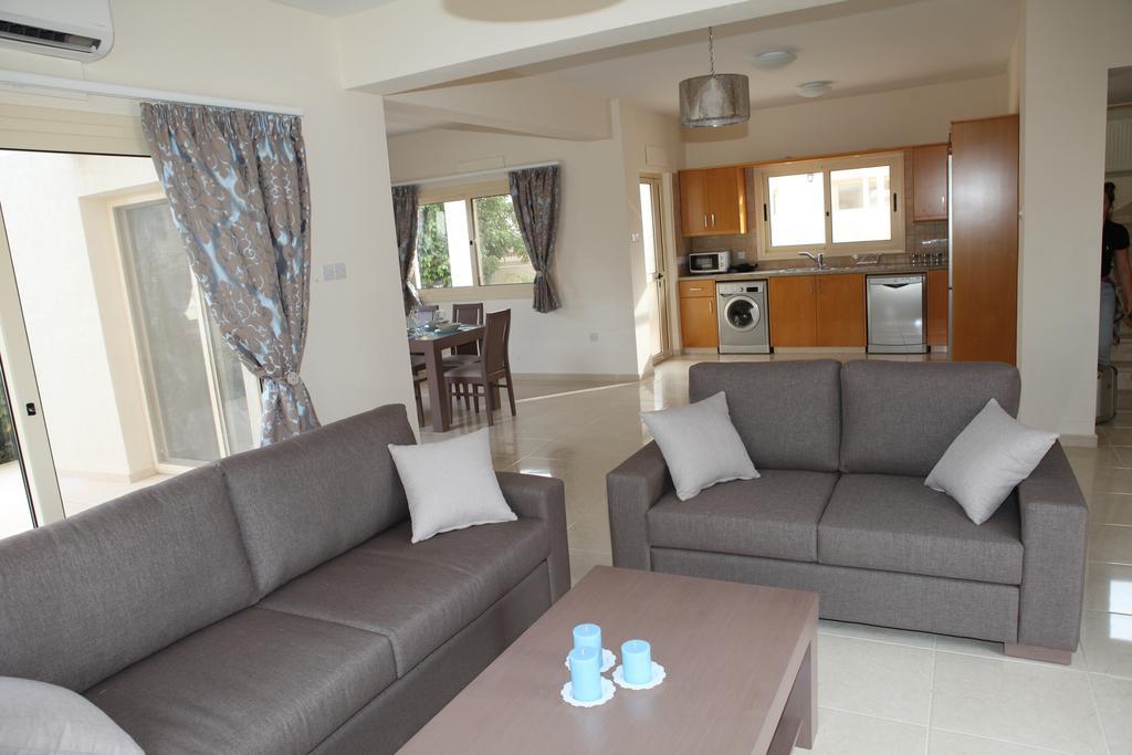 Anthorina Villa 5 โปรทาราส ภายนอก รูปภาพ