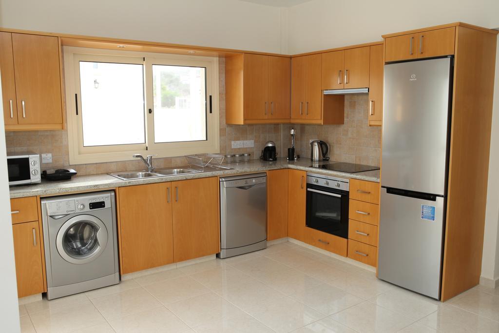 Anthorina Villa 5 โปรทาราส ภายนอก รูปภาพ